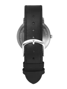 Helix By Timex Men Brass Dial & Leather Straps Analogue Watch TW056HG00