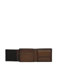Da Milano Men Geometric Textured Leather Two Fold Wallet