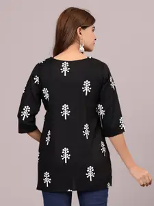 Dream Beauty Fashion Women Ethnic Motifs Printed V-Neck Kurti