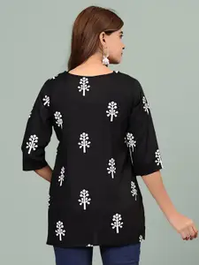 Dream Beauty Fashion Women Printed V-Neck Kurti