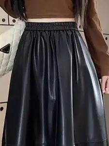 StyleCast Pleated Midi Skirt