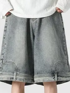 StyleCast Men Washed Regular Fit Mid-Rise Denim Shorts