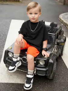 INCLUD Boys Typographic Printed Round Neck T-shirt With Shorts