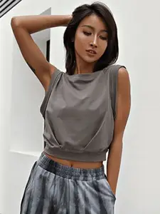 StyleCast x Revolte Women Boat Neck Solid Crop Top