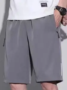 StyleCast Solid Men Chino Shorts