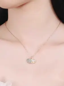 Bling Queen Rose Gold Plated Oyster Shell Pendant With Chain