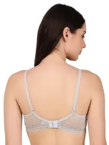 Calcados Lightly Padded Non-Wired Full Coverage Seamless Lace Bra