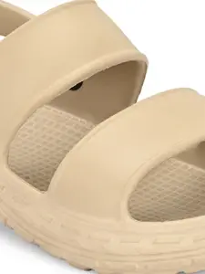 Mast & Harbour Men Rubber Clogs