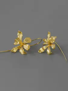 VAGHBHATT Gold-Plated Floral Shaped Textured Drop Earrings