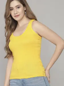 Q-rious Scoop-Neck Non-Padded Camisoles