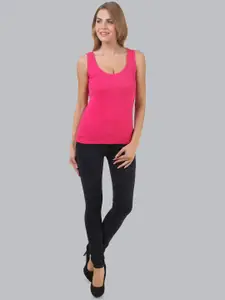 Q-rious Round-Neck Non-Padded Camisoles