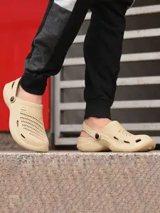 Vellinto Men Clogs Sandals