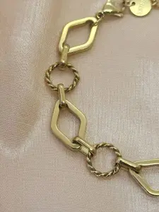 DressBerry Gold-Plated Link Bracelet