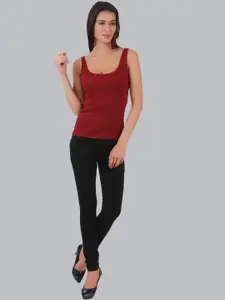 Q-rious Round-Neck Non-Padded Camisoles