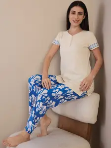 Sweet Dreams Women Top and Pyjamas Night suit