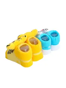 Yellow Bee Infants Pack Of 2 Lion King & Frozen Olaf Patterned Ankle Length Socks