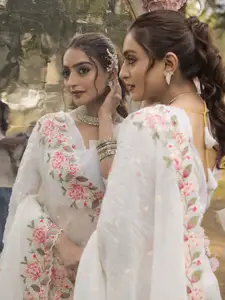 DEVATITHI White Silk Saree