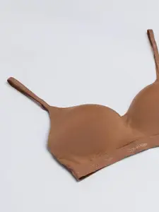 Calvin Klein Underwear Bra Medium Coverage Lightly Padded