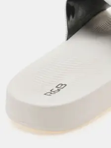 R&B Men Colourblocked Sliders