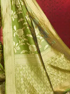 DEVATITHI Ethnic Motifs Zari Silk Blend Banarasi Saree