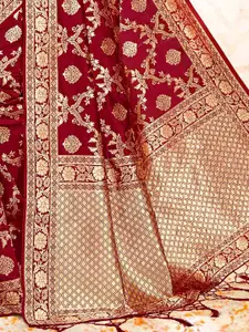 DEVATITHI Ethnic Motifs Zari Silk Blend Banarasi Saree