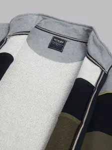 Richlook Men Colourblocked Mock Collar Neck Tracksuit