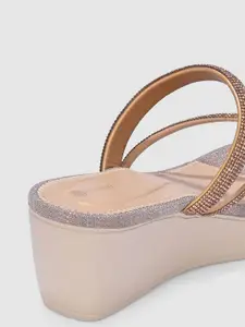 DIVASTRI Women Embellished Block Sandals