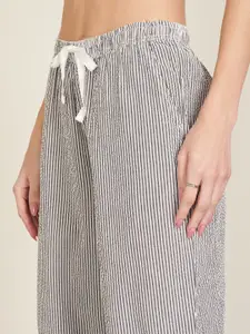 Dreamz by Pantaloons Women Cotton Mid Rise Lounge Pants
