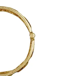 Anouk Set Of 2 Gold-Plated Kundan-Studded Jaipuri Bangles