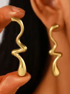 DIVASTRI Gold-Plated Geometric Studs