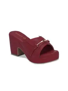 CLOG LONDON Women Solid Block Sandals with Buckles