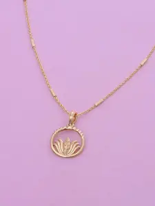 Ramdev Art Fashion Jwellery Gold-Plated Floral-Shaped Pendant With Chain