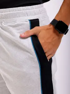 The Indian Garage Co Men Slim Fit Regular Shorts