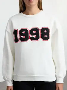 Trendyol Women Printed Round Neck Sweatshirt