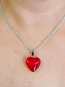 V FASHION JEWELLERY Silver-Plated Heart Shaped Pendants With Chains