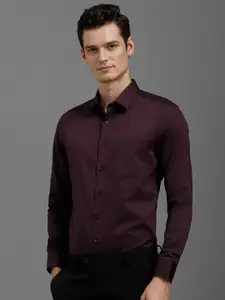 Louis Philippe Men Slim Fit Spread Collar Solid Cotton Formal Shirt