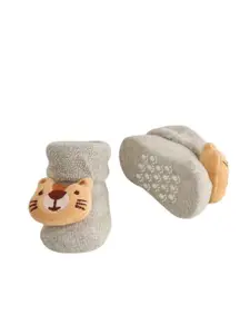 Yellow Bee Infant Boys Tiger Face Patterned Cotton Ankle-Length Socks