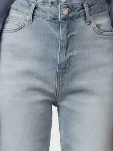 Trendyol Women Mid-Rise Regular Fit Heavy Fade Jeans