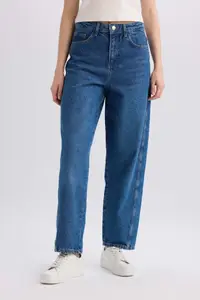 DeFacto Women Mid-Rise Cotton Jeans