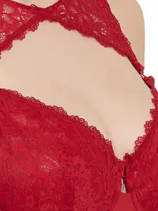 Soie Medium Coverage Non Padded Wired Demi Cup Bra with Detachable Lace Harness