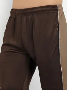 Moda Rapido Men Side Stripe Detailing Slim Fit Track Pant