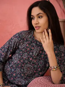 Sangria Women Printed Round Neck Top