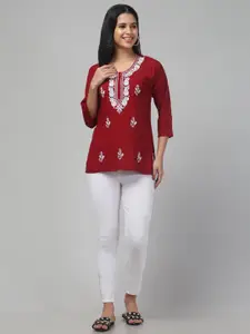 Trend Level Women Floral Embroidered Kurti
