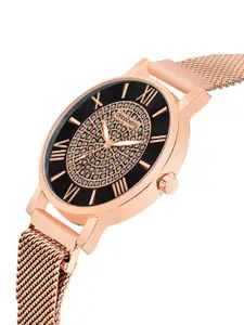 DressBerry Women Watch With Charm Gift Set