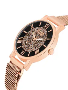 DressBerry Women Watch With Charm Gift Set