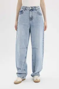 DeFacto Women Regular Fit Mid-Rise Jeans