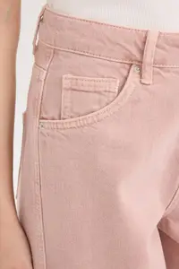 DeFacto Women Regular Fit High-Rise Cotton Jeans