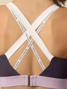 Soie Women's Medium-Impact Padded Non Wired Sports Bra with Crisscross Back