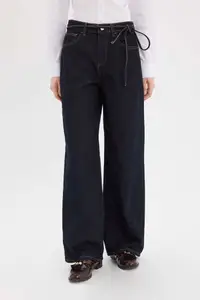 DeFacto Women Regular Fit Mid-Rise Clean Look Pure Cotton Jeans