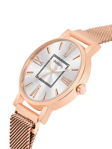 DressBerry Women Watch With Charm Gift Set